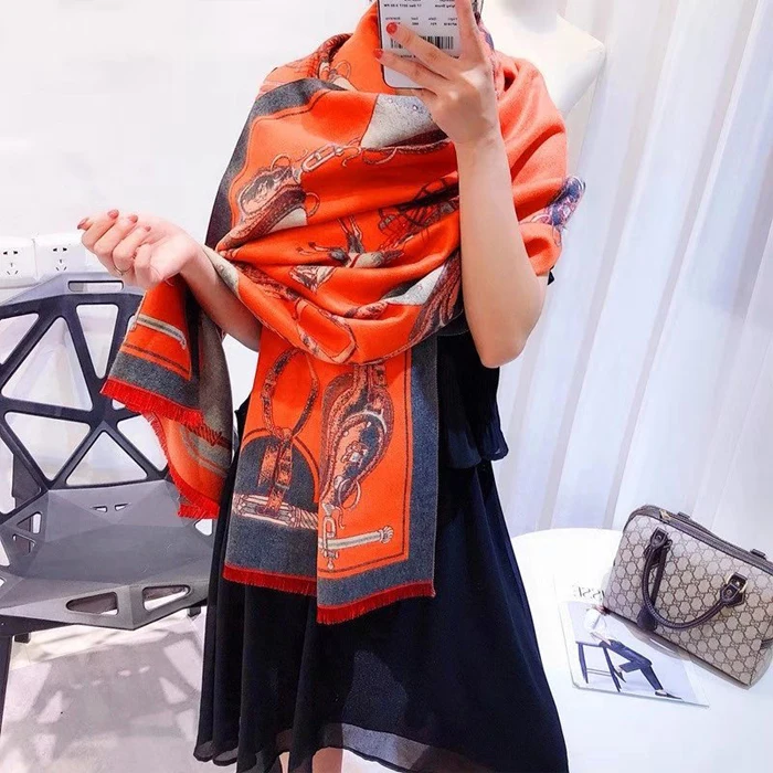 Лидер продаж осень г. Цепь перевозки печати кашемировый шарф для женщин шарфы для дамы средства ухода за кожей шеи Мода шаль обертывания теплы