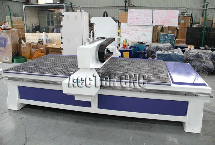 Профессиональная деревянная дверь делая cnc маршрутизатор машина 1325 которая