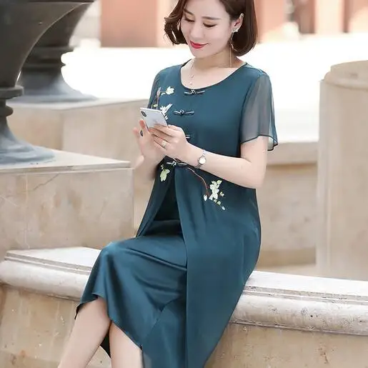 Fake Two Pieces Chiffon Dresses Middle Age Mother Short Sleeve Dress 2019 Summer New Women Elegant Embroidery Dress DF422
