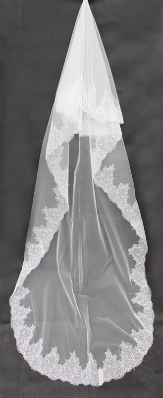 

Free Shipping! 2019 New Elegnat One-layer White Crepe Wedding Veil With Appliques For Weddings Accessories