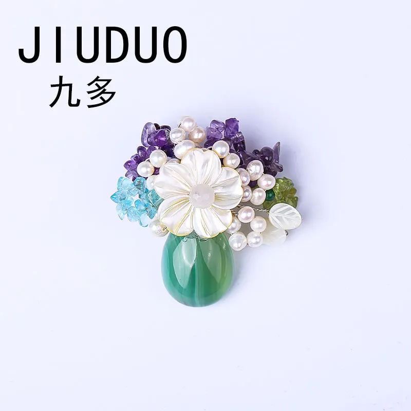 

New Original Elegant Flower Real Natural Pearl Vintage Garland Brooch For Women Dress Genuine Designer Brooches