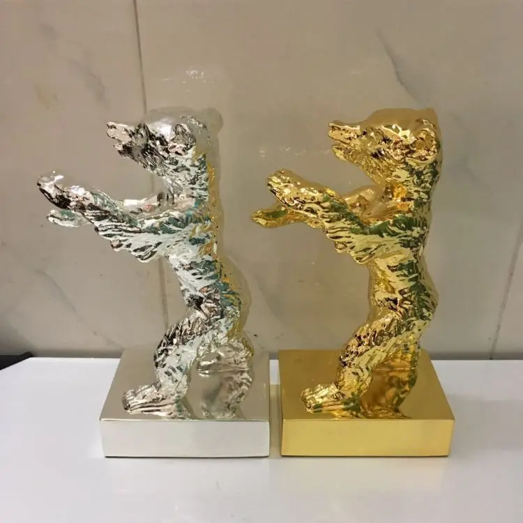

Berlin golden bear movie award metal craft souvenir home decoration engraving