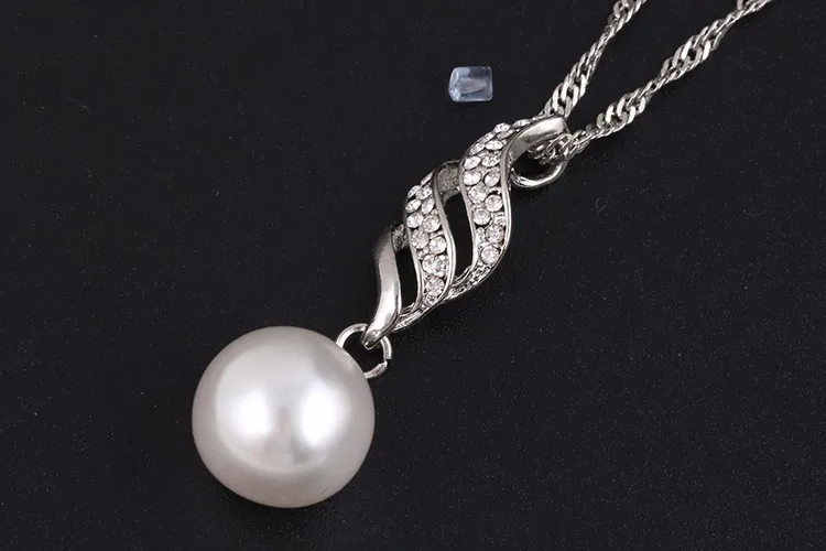 17KM Fashion Women Necklace Earrings Jewelry Sets Crystal Gold Color Big Simulated Pearl Wedding Party Jewelry Sets For Women 38