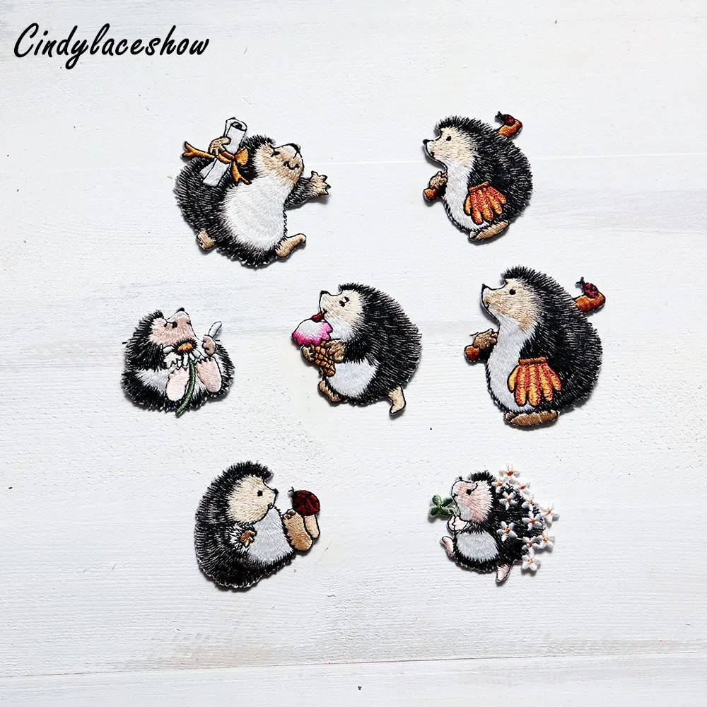

1PC Cute Hedgehog Iron On Patches Clothing Embroidered Sew On Applique Animal Patchwork For Kids Bags Hat Dress DIY Accessories