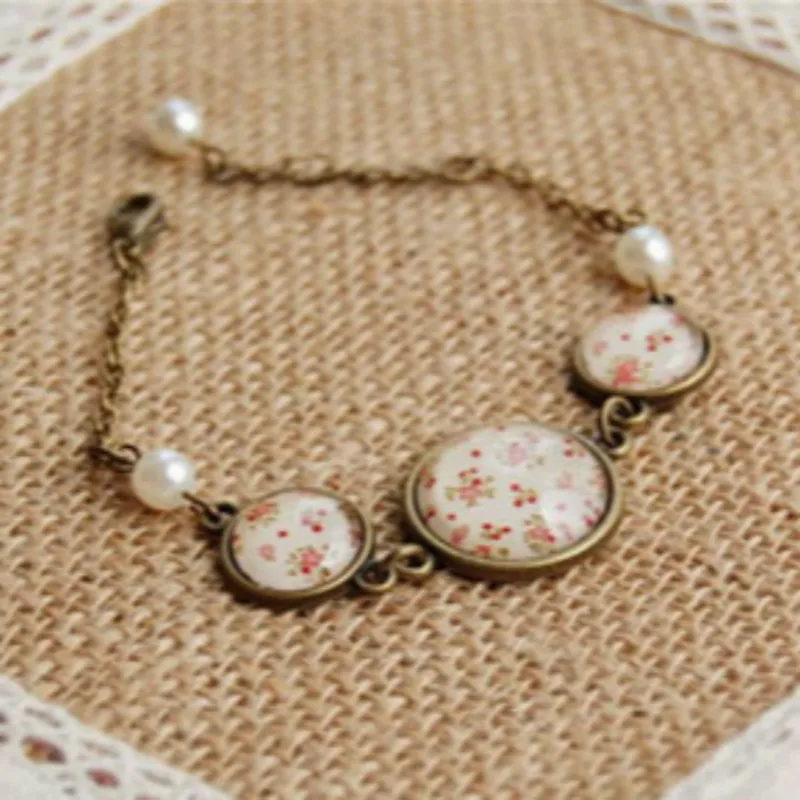 

Flyleaf 2016 Vintage Imitation pearls hand-painted flowers bronze charm bracelet for women handmade fine jewelry pulseras mujer