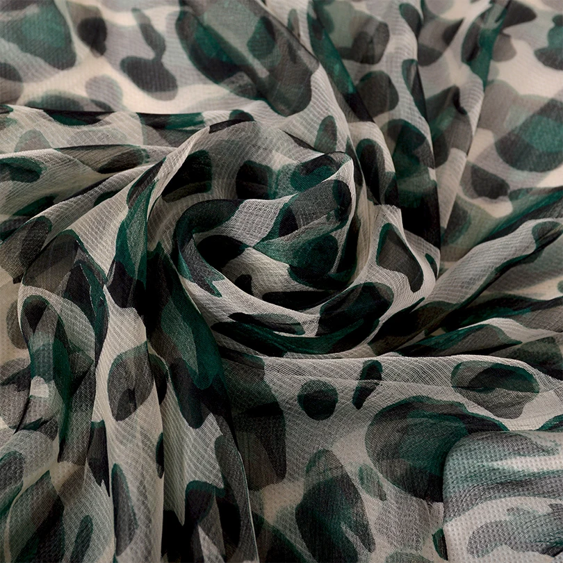 [BYSIFA] Леопардовый женский шелковый шарф Зимний бежевый зеленый шелковые длинные шарфы Дамский бренд Тонкий Атласный Шелковый шейный шарф