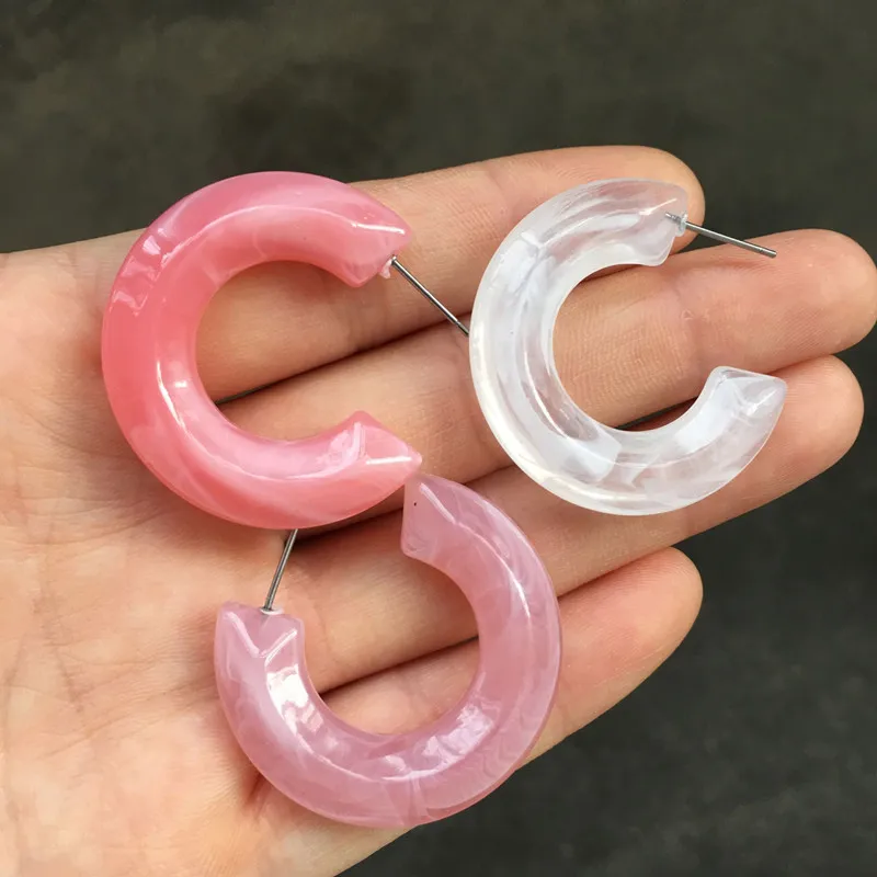 

UJBOX Exclusive Factory Wholesale Summer Multicolor Acrylic Resin Earrings 2019 Japanese Korean Women Fashion Big Hoop Earrings