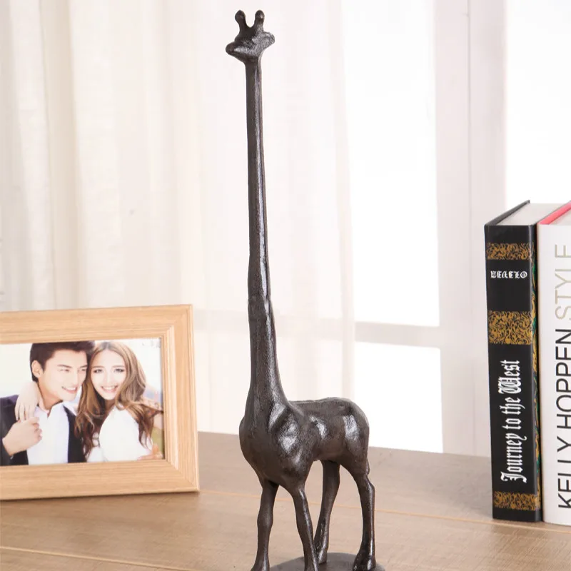 

Cast iron towel Rack ornaments Giraffe Tissue Holder Decorative Metal African Wild Animal Paper Dispenser 11.1*8*45.5cm