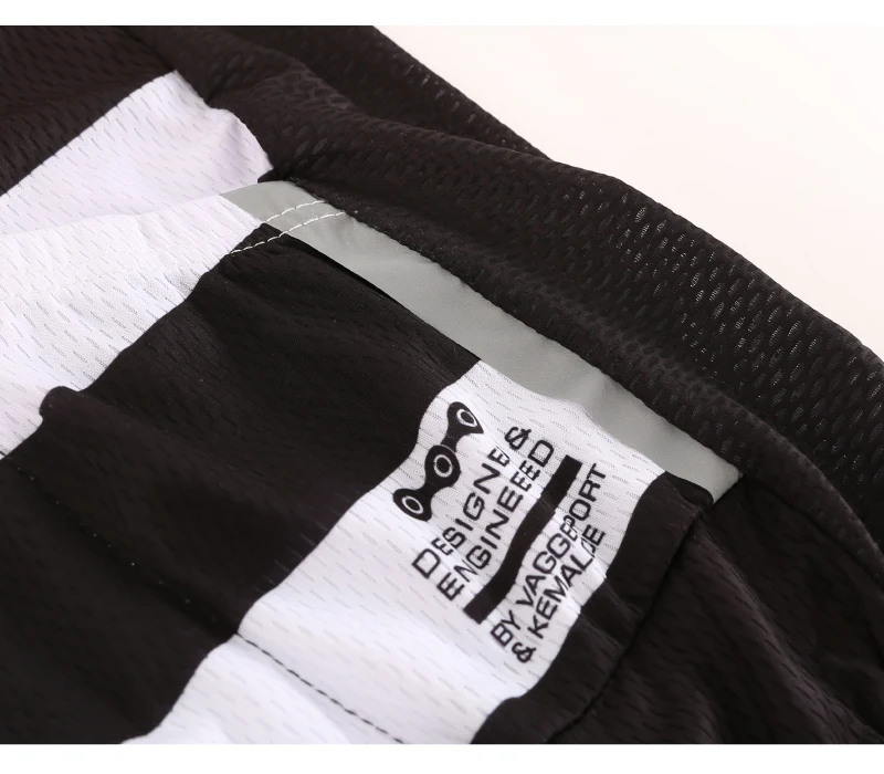 two-reflective-stripe-on-side-of-pocket