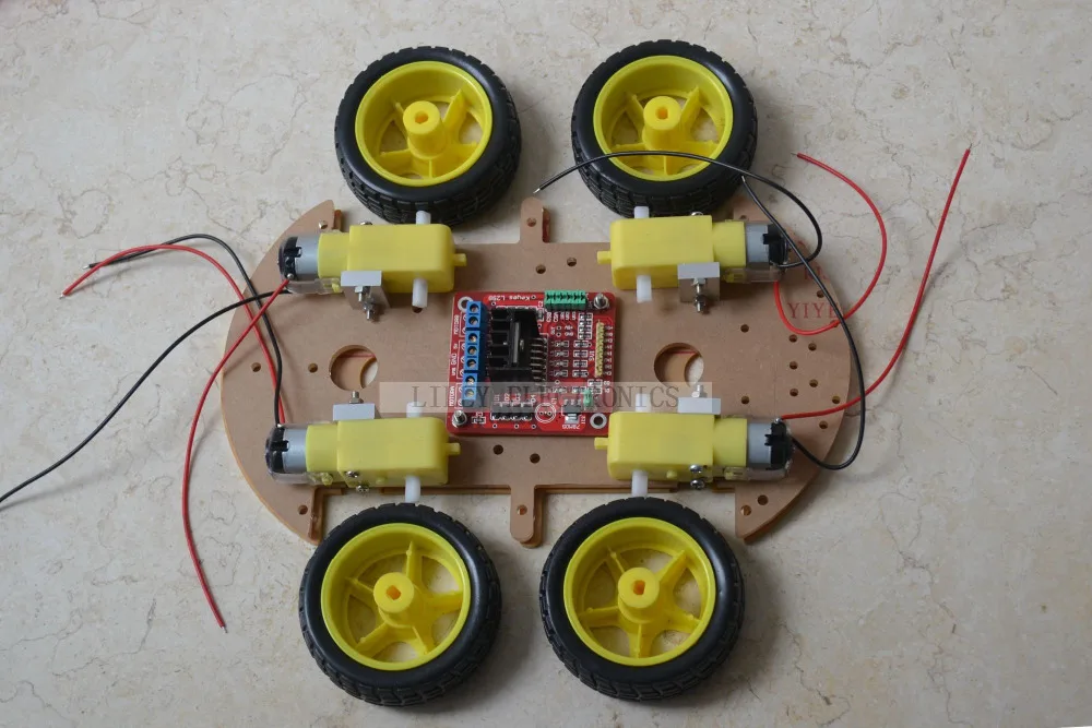 

Robot Smart Car KIT UNO R3 Bluetooth Study Starter
