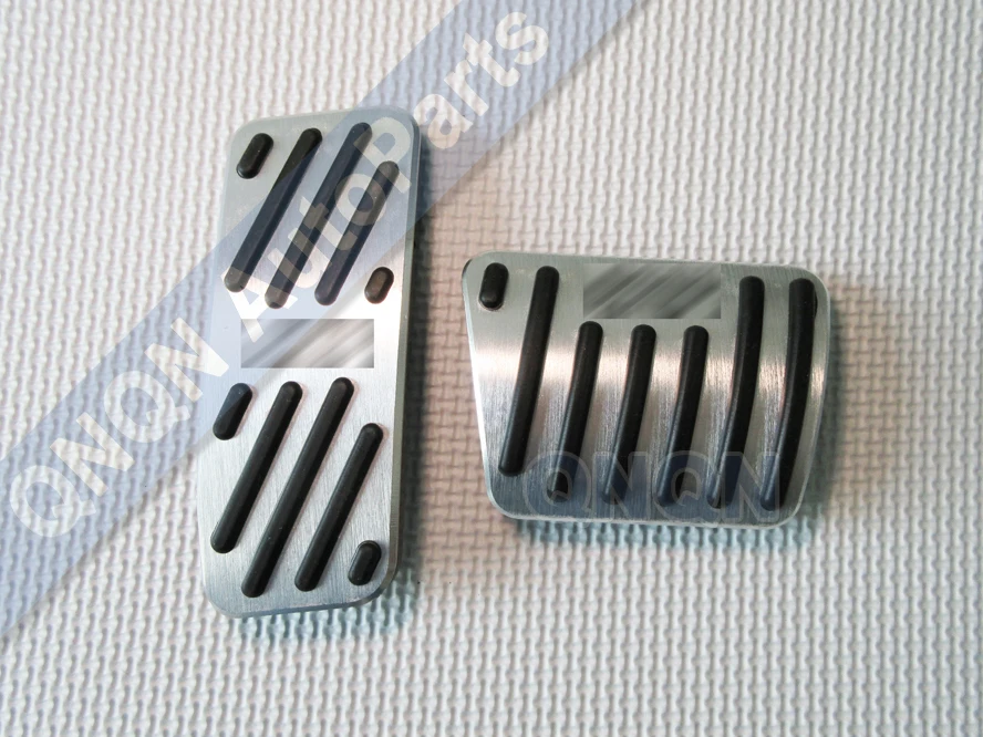 A Set Brake Accelerator Footrest Pedal Pads for Jeep Cherokee ATin