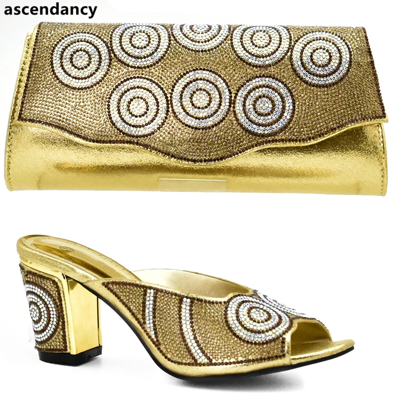 

Rhinestone Gold Shoe and Bag Set Italian Shoes and Bags To Match Shoes with Bag Set Decorated with Rhinestone Party Shoe and Bag