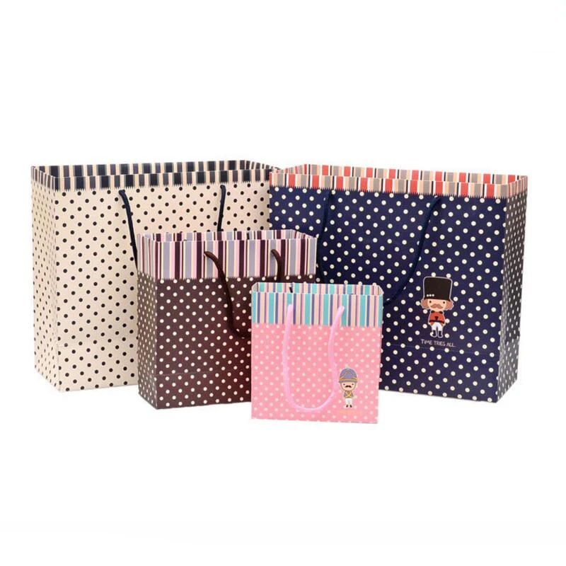 

10pcs/lot Business Dots Little Soldier Gift Paper Bag Gift Handbags Wedding Favors and Gifts Bag Party Supplies
