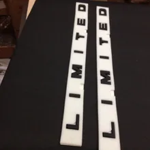 Черный матовый Limited сзади эмблемы Логотип Письмо высота 3 см-50 шт