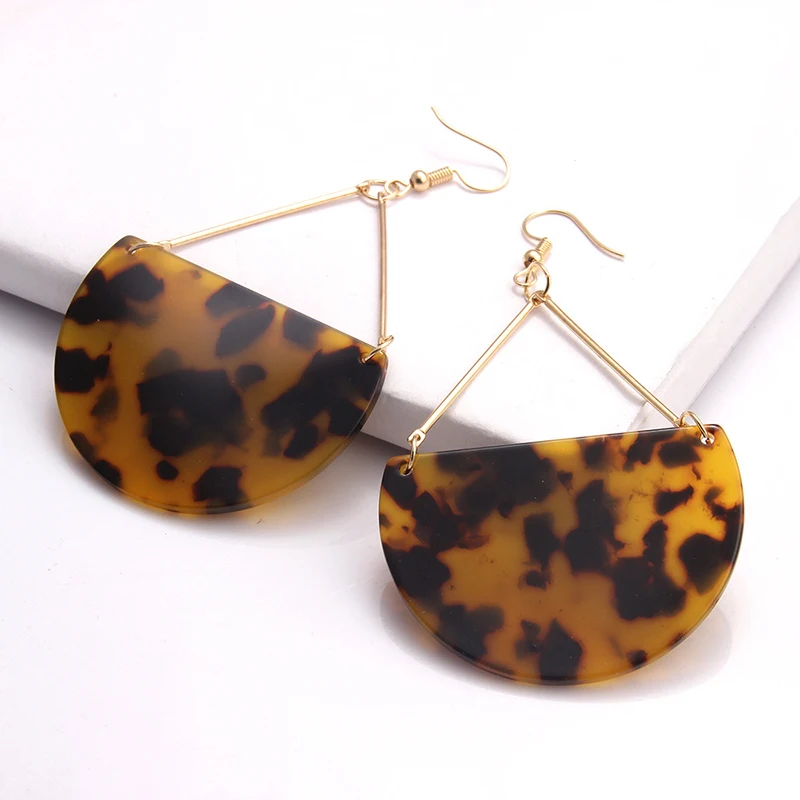 

CHENFAN The New Brown Acetate Version Geometric Earrings Temperament Personality Exaggerated Earrings 2019 Simple Fashion Women