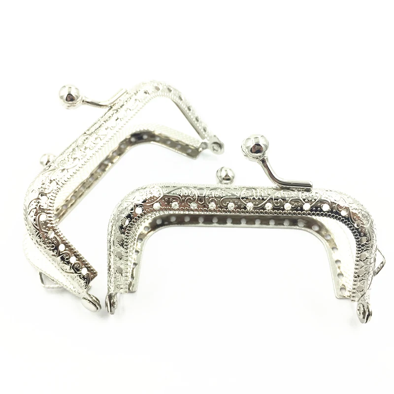 

1Pc Silver Tone Rectangle Metal Frame Kiss Clasps Lock Clips Purse Handbag DIY Handle Accessories 7.5x5cm