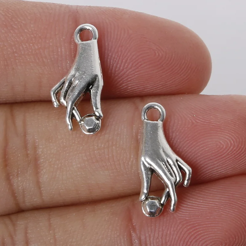 

2017 DIY Craft Charms Pendants 11pcs 8x18mm Zinc Alloy Antique Silver Plated Hand Fit Bracelet Necklace For Jewlery Findings
