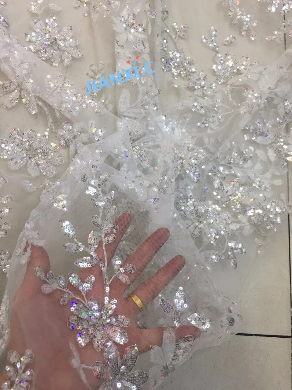 

JIANXI.C-1118 unique sequins embroidered Lace Fabric best Quality french net lace fabric for bridal dress