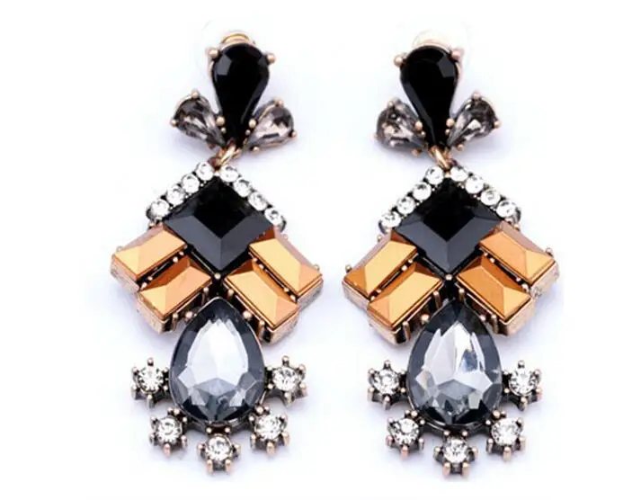 

MX0731 New Jewelry Exquisite Charming Beautiful jewelry Rinestone Shining Geometry Black Sqaure Stud Earrings For Women