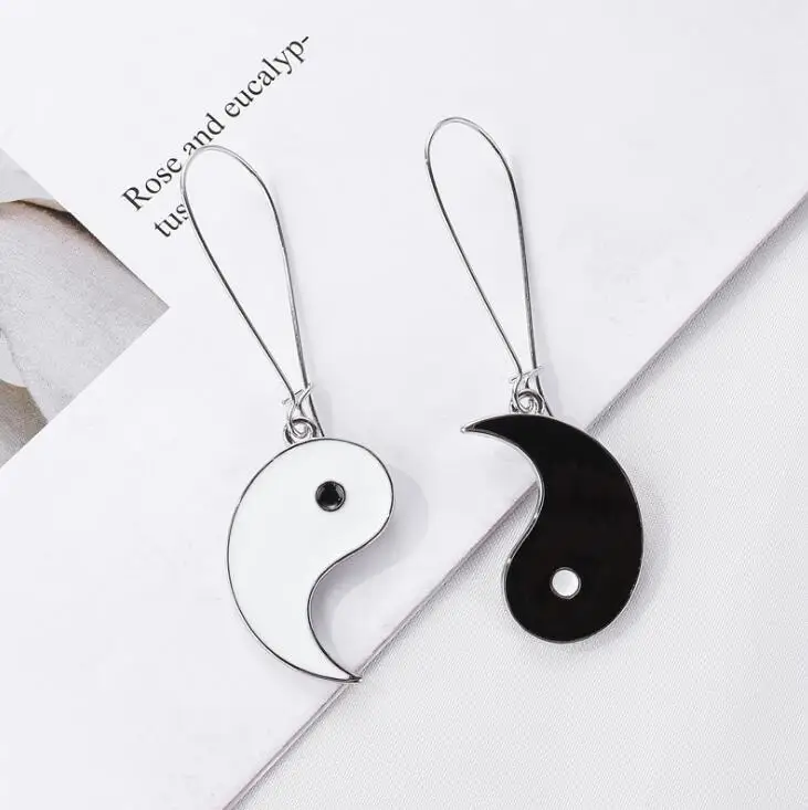 

New Design Korea Creative Tai Chi Asymmetric Drop Earrings Black White Color Sweet Earrings Unique Funny Party Girl Jewelry Gift