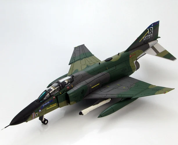

Scale Model 1/72 HA1958 USAF RF-4C F4 Phantom fighter model 1986 Favorites Model