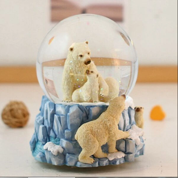 

free shipping Polar bears in the rotation crystal ball music box