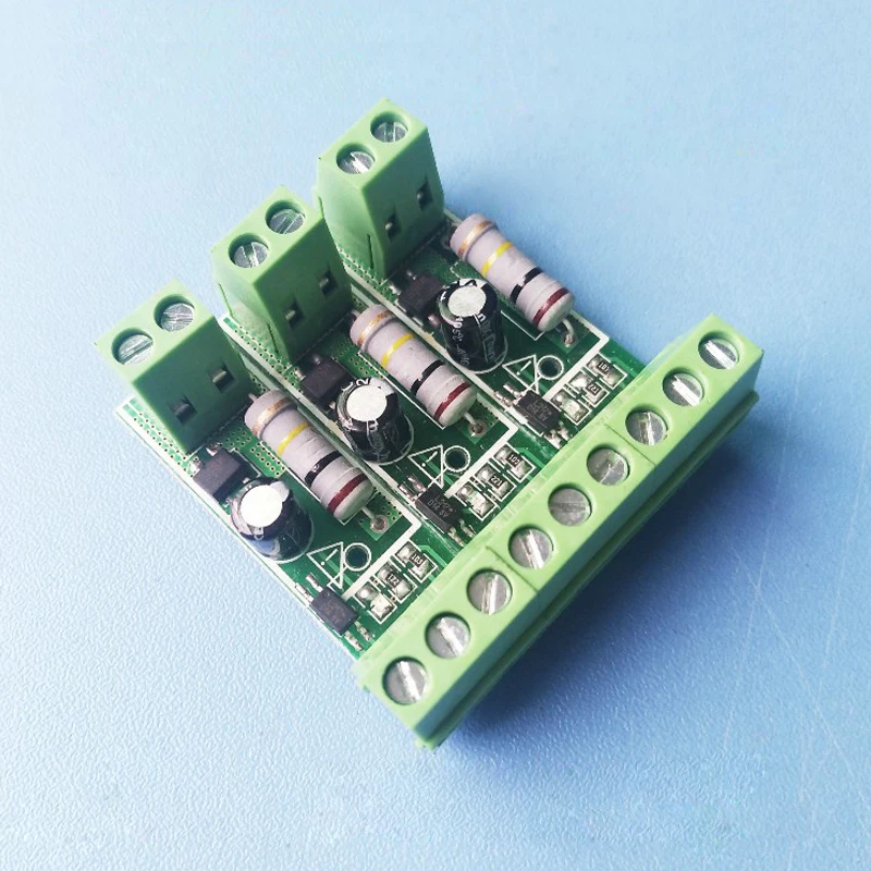 Three way detection of 220V voltage / PLC / single chip AC optocoupler