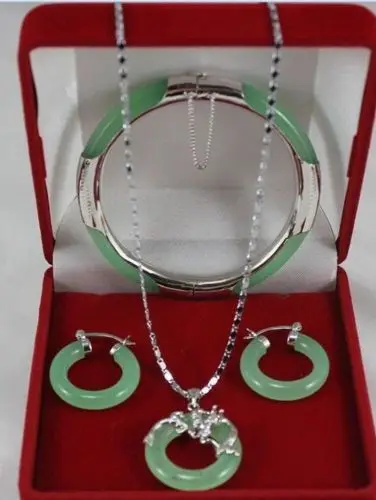 

Free shipping green jade silver dragon pendant earrings bracelet set