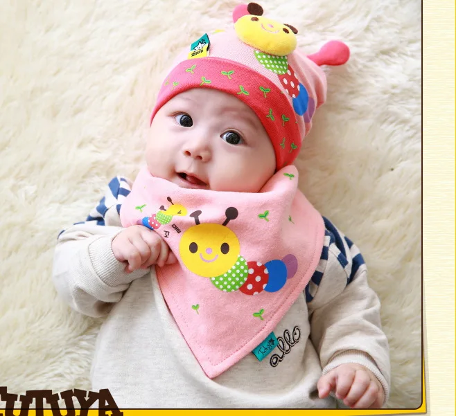 Осень зима 4 цвета милые Caterpillar Baby Beanie и нагрудники комплект детская шапка треугольный шарф костюм детские аксессуары для одежды