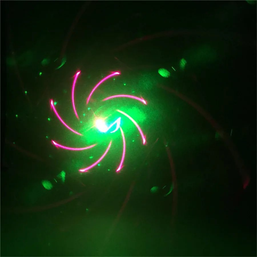 4413591780_1207510020