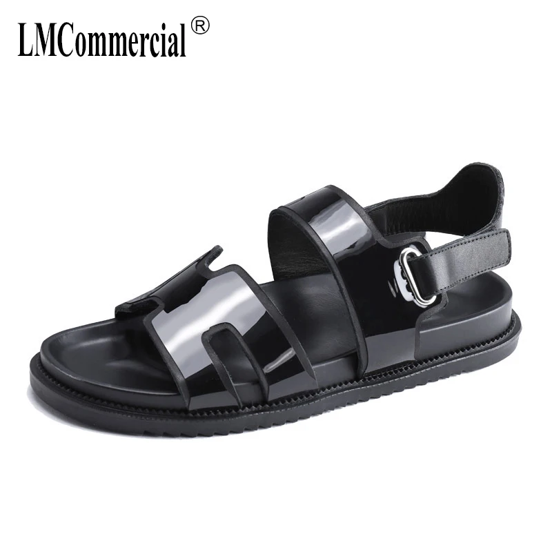 

Genuine Leather magic sticker casual sandals male personality beach shoes tidal soft sole summer mens gladiator sandals summer