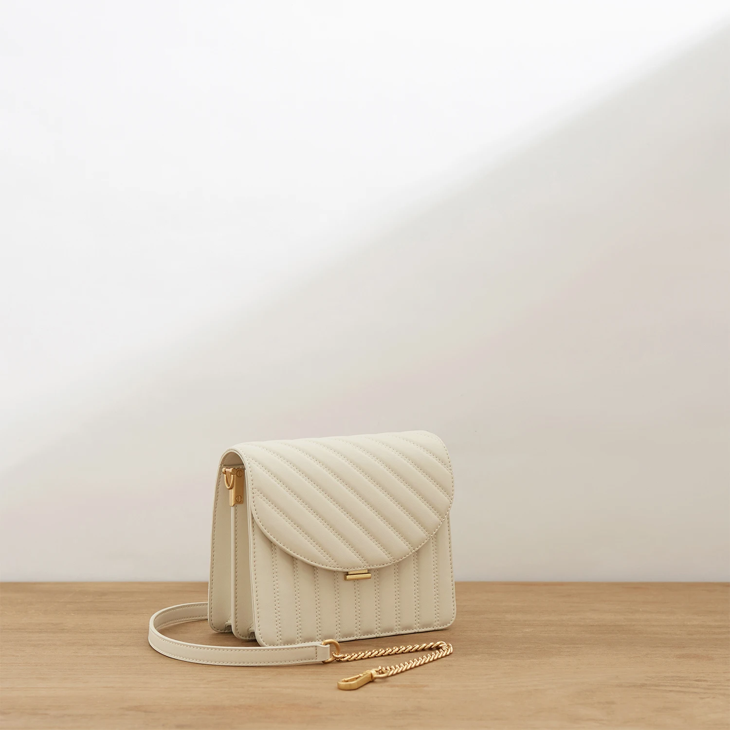 

Senior White Diamond Lattice Chain Bag Genuine Leather Package 2019 Single Shoulder Square Woman luxury handbags women designer