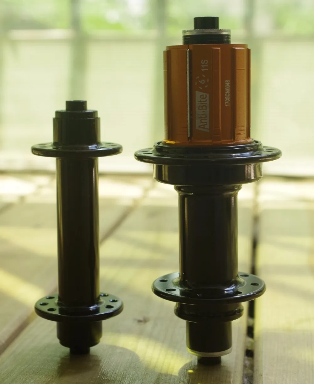 

2:1 Lacing 20/24H New ANTI-BITE Freehub Body 257g 6 Pawls J Bend/Hook BITEX Road Bicycle Hubs RAF10 RAR9 Bike Hubset Black Red