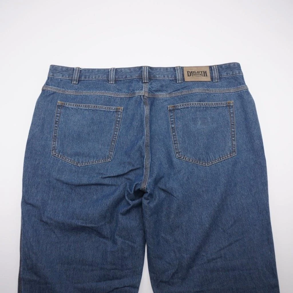 Duluth Trading Co Jeans Medium Wash 