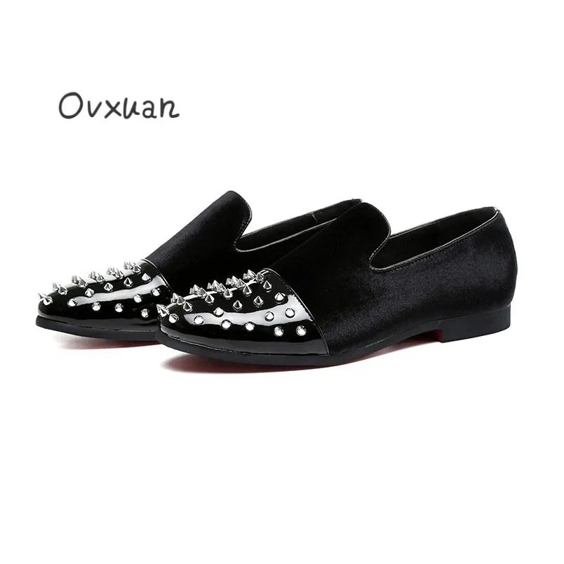 Black Patent Leather Toe and Short Silver Rivets Men Loafers Fashion Party Men Casual Shoes Euro Designer Red Bottom Male Flats