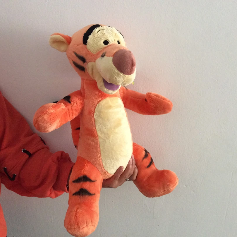 送料無料40センチメートルプーさん友人ティガーぬいぐるみ15 7 漫画の虎動物ぬいぐるみソフトキッズ人形誕生日ギフト Stuffed Plush Animals Aliexpress