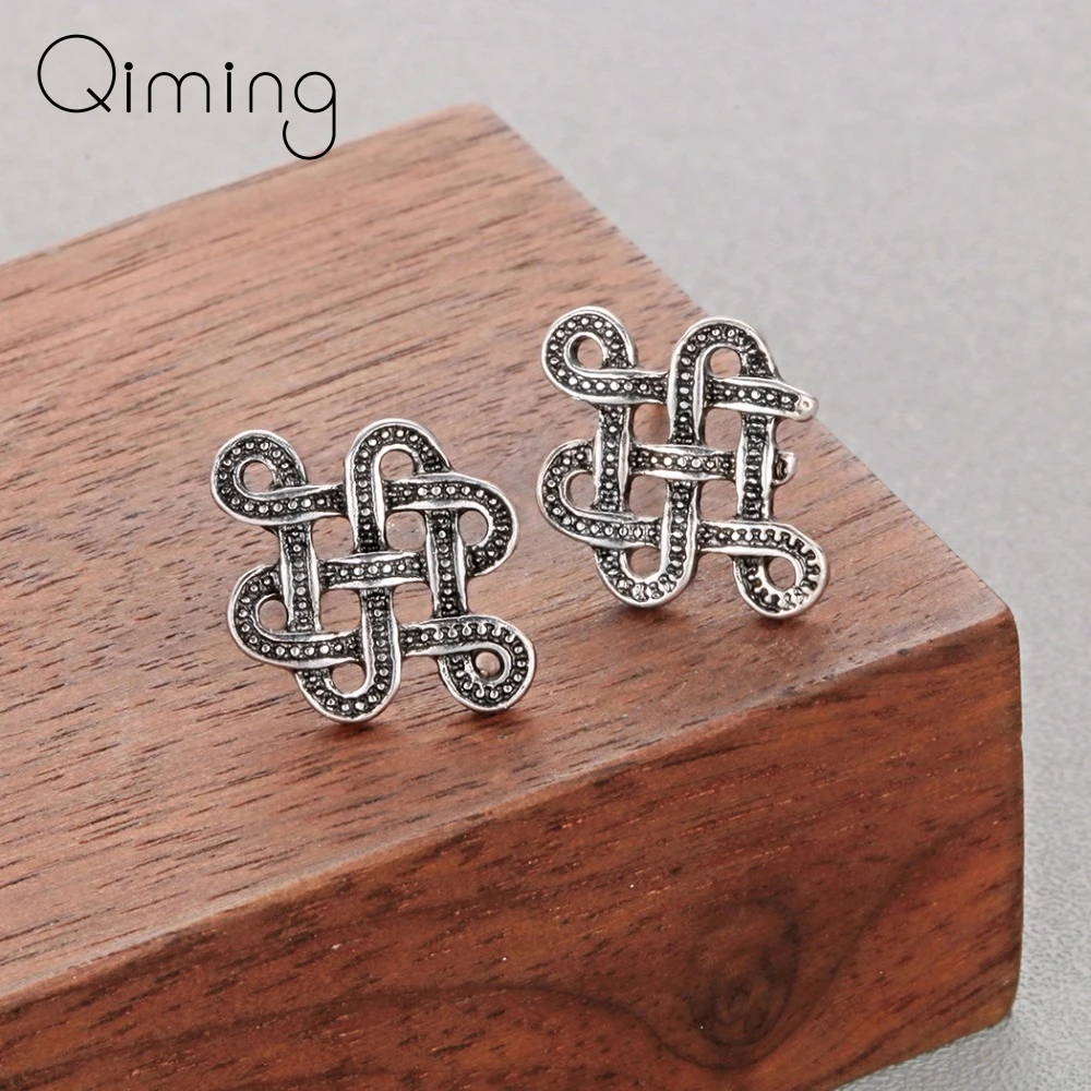Серьги гвоздики в кельтском стиле с узлом бесконечности для женщин и