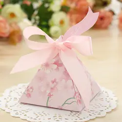Бесплатная доставка 50 шт. творческий конфеты коробка Baby Shower сувениры треугольной пирамиды свадебной подарки коробка дня вечерние поставки