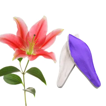 

1 Set Cake Molds 3D Rose Flower Petals Veiner in Heart Shaped Fondant Silicone Mold For Wedding Cake Decorating