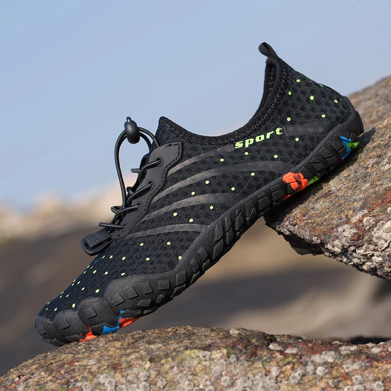 Clorts New Summer Beach Shoes for Men Five Finger Lightweight Swimming Shoes Breathable Quick-drying Outdoor Wading Shoes Soft (15)