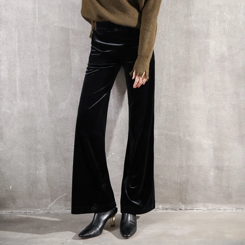 loose bell bottom trousers