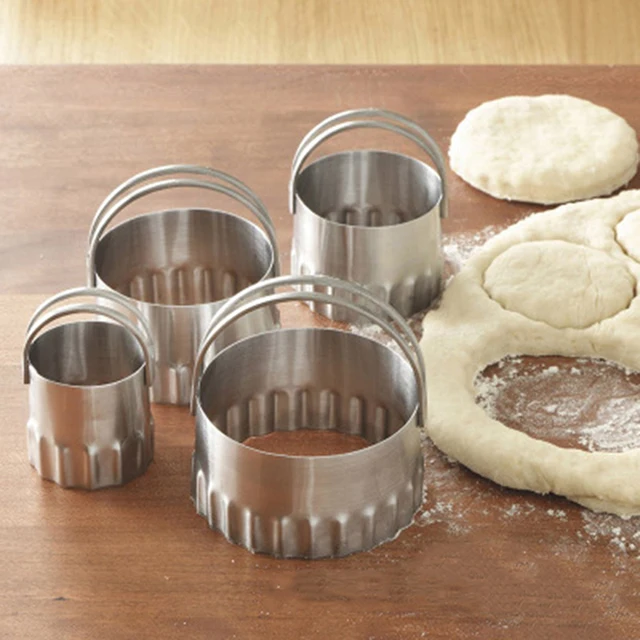 Buy 5Pcs/Set Round Wave Stainless Steel Cookie Cutters