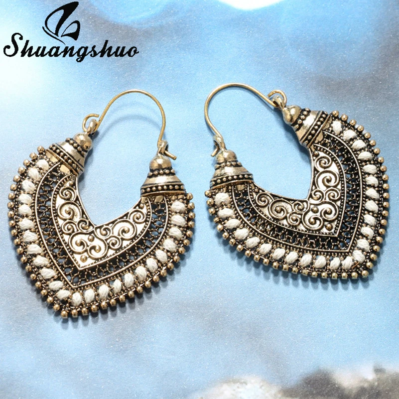 Shuangshuo Ethnic Vintage Carving Hollow Heart Hoop Earrings for Women Pendientes Mujer Brincos Bohemian Big Hoops Earrings