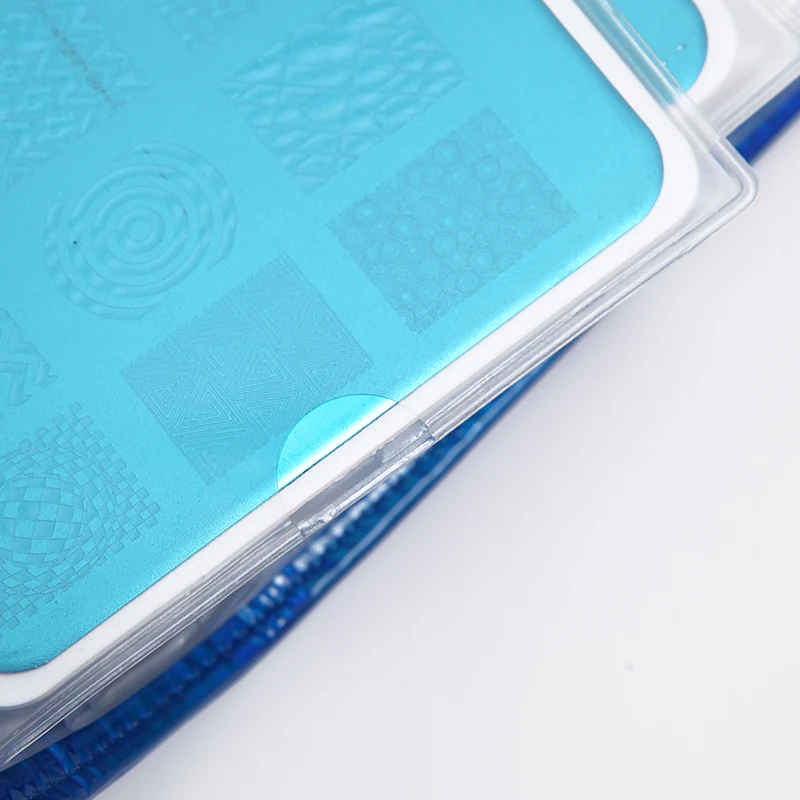 Billig 1 Pc Leere Stanzen Platten Halter Fall 20 Slots Gold silber Nail art Platte Organizer Stempel Kits Werkzeug