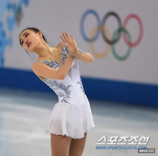 Free shippingWhiteCUSTOM MADE TO FIT FIGURE ICE SKATING/ BATON/ TWIRLING COSTUMESD494 | Тематическая одежда и униформа