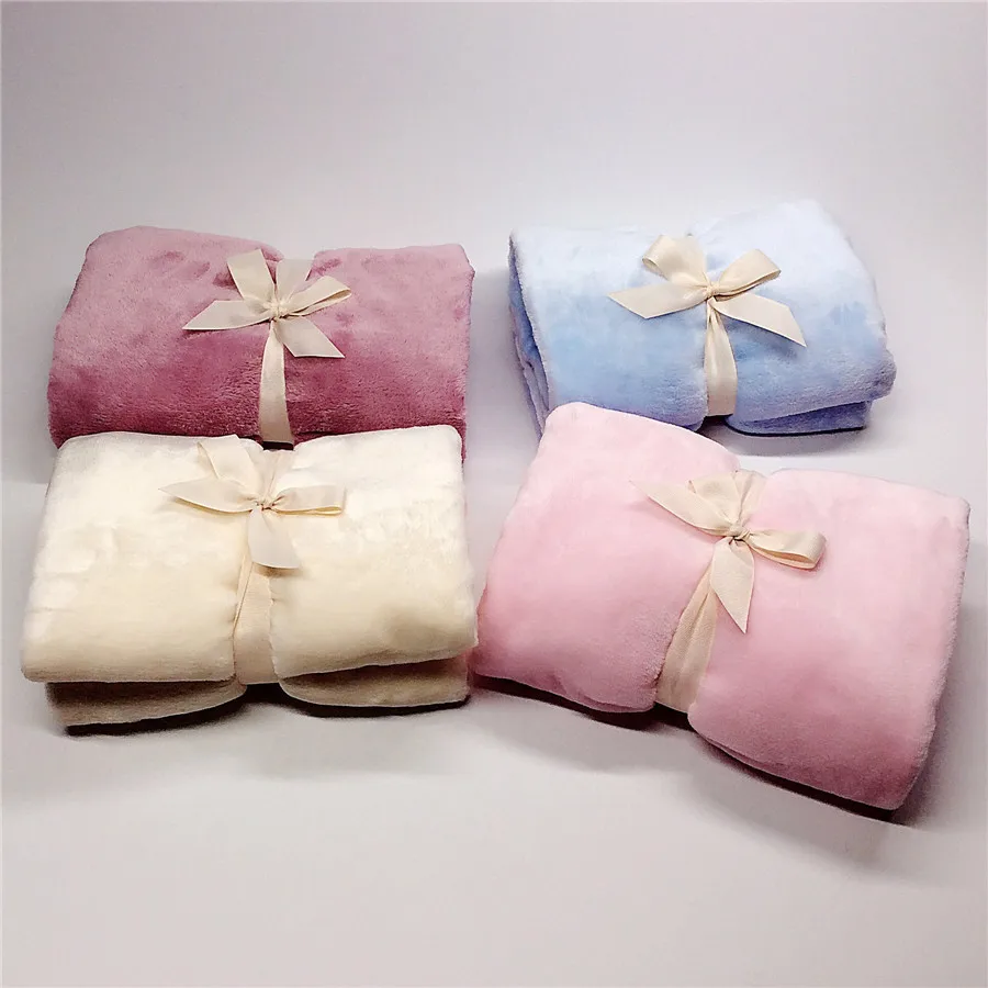 

NIOBOMO The New Spring And Autumn Flannel Sofa Cover Blanket Soft Leisure Blanket