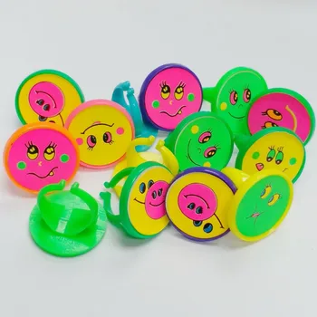 

500 Mini Smile Girls Kids Rings Assorted Fun Design for Vending Machine Bag Pinata Filler Novelty Birthday Party Favor Giveaways