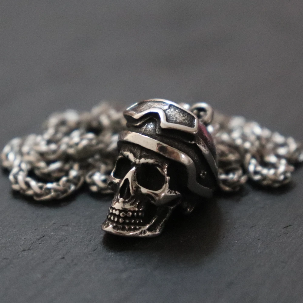 

Punk Pilot Helmet Skull Stainless Steel Pendant Necklace Men Fashion Jewelry