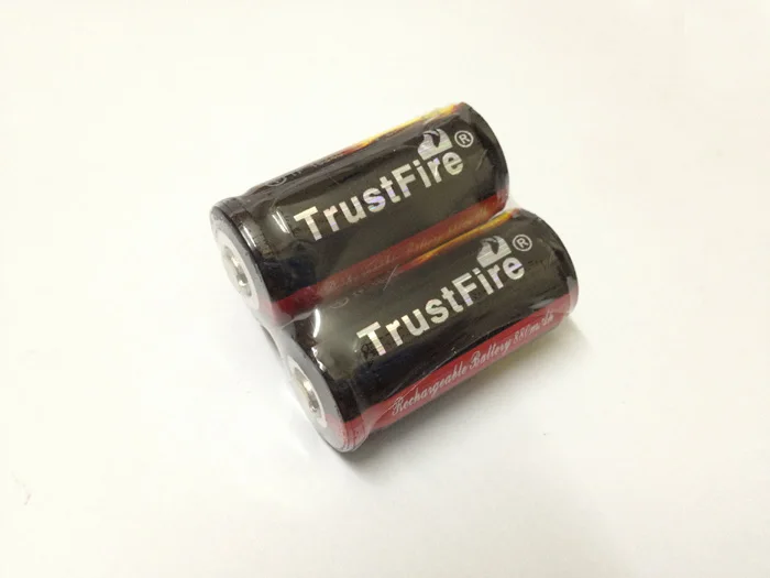 

2pcs/lot TrustFire Protected 16340 880mAh 3.7V Rechargeable Li-Ion Battery Batteries Free Shipping
