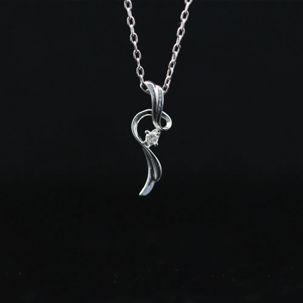 

LASAMERO Halo 0.053CT 18k Gold Round Cut Square Center Pave Set Natural Diamond Pendant Necklace Chain Women Fine Jewelry